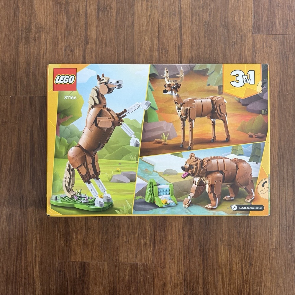 LEGO 31166 Creator 3 in 1 Beautiful Horse Bear Deer 685 Pieces New Animals Woods - Picture 2 of 11